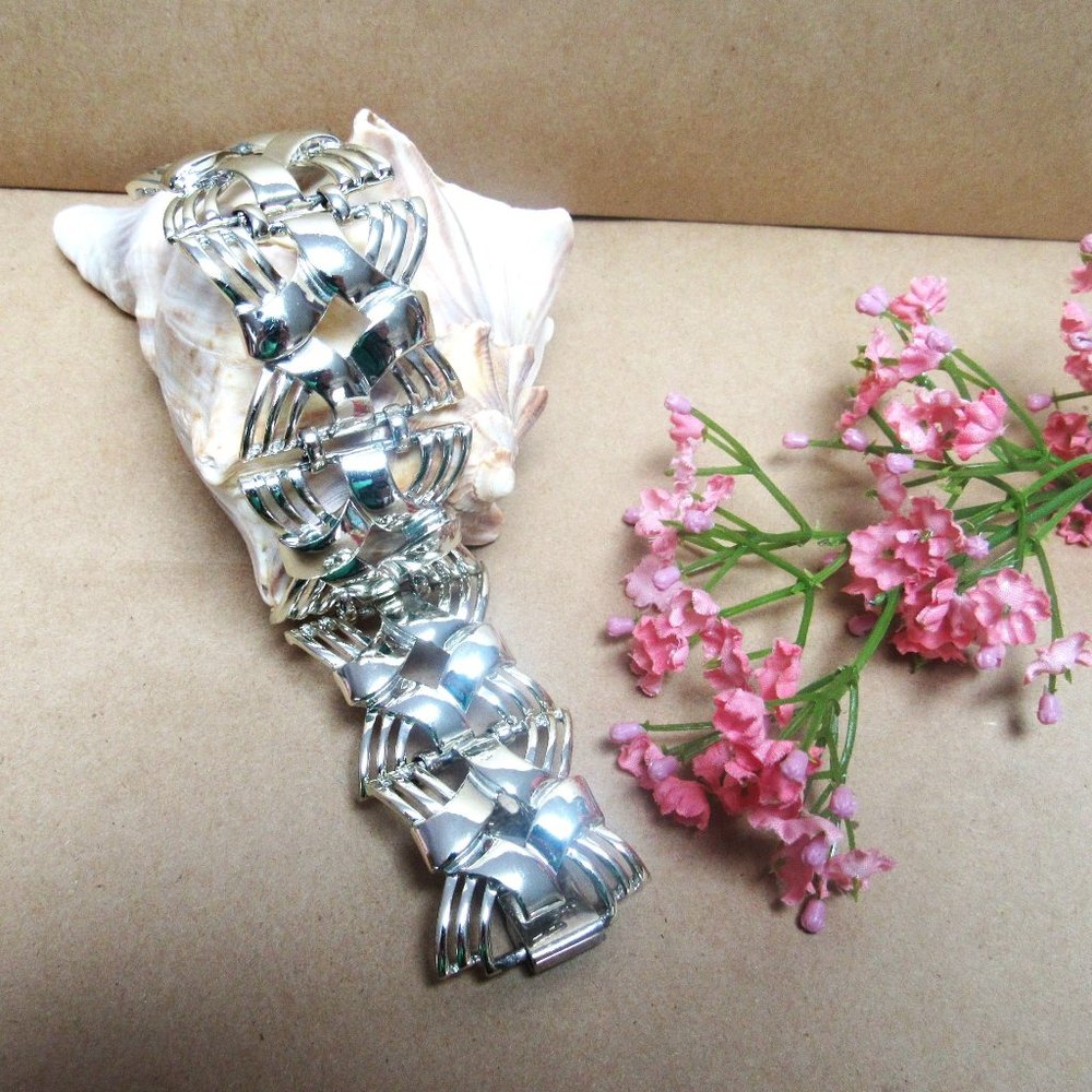 Elegant Vintage CORO Large Link Bracelet Silver Tone Geometric Wrap Mid Century